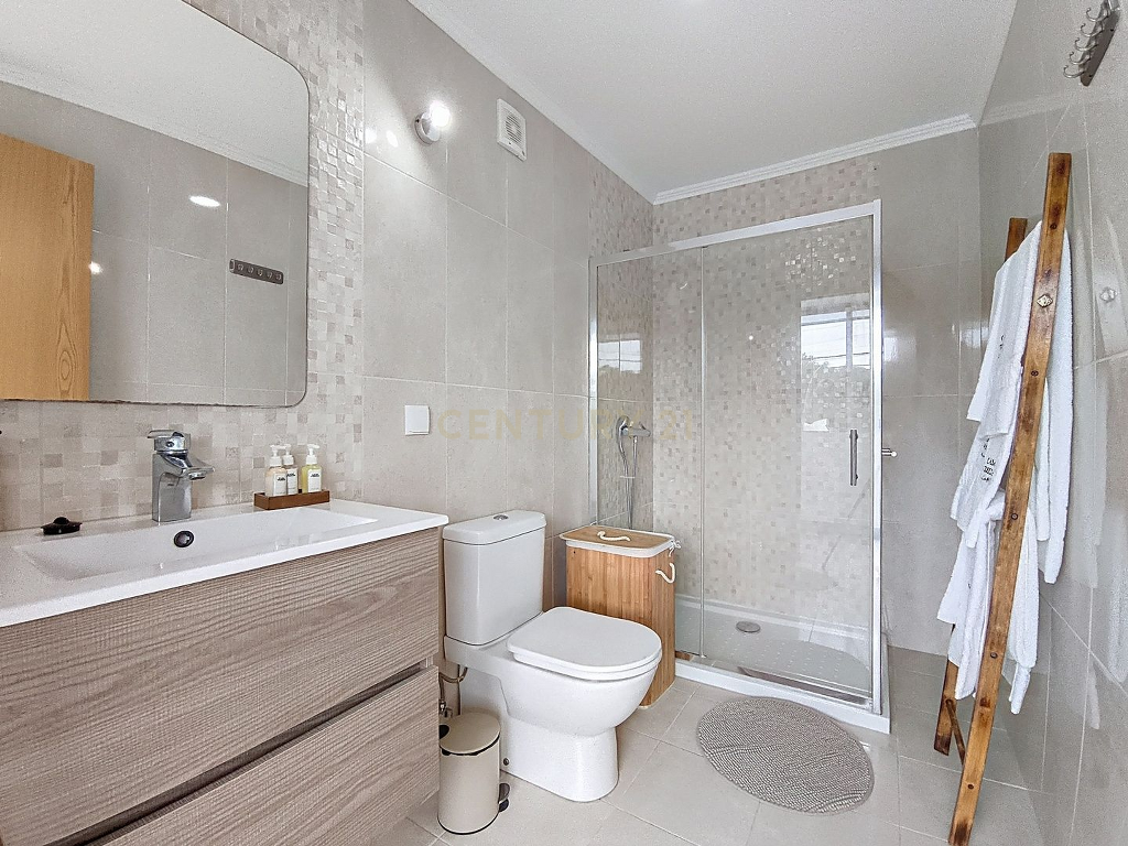 🏡 MORADIA T4 COM LICENÇA DE ALOJAMENTO LOCAL, PISCINA E ENORME POTENCIAL DE RENTABILIZAÇÃO - Image 68