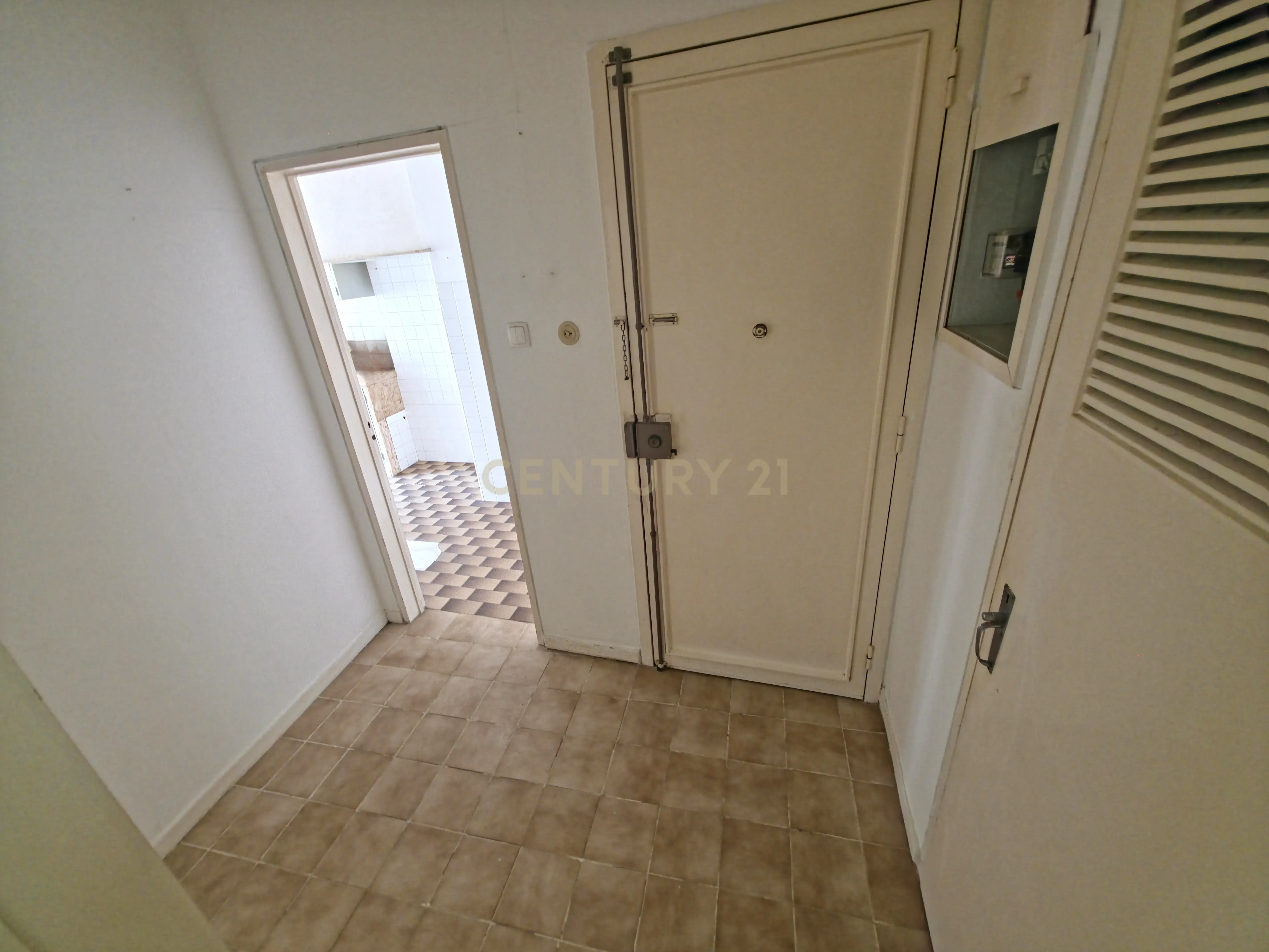 Apartamento T2 no Centro de Peniche - Image 10