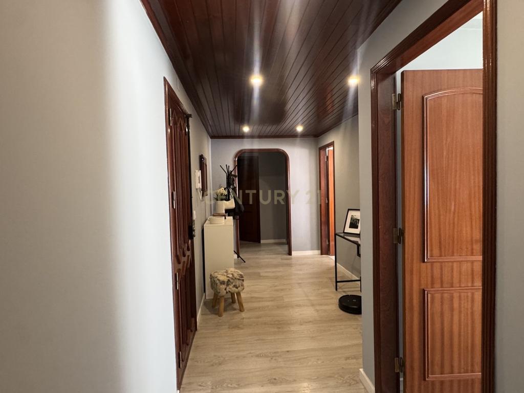 Apartamento Renovado T2 em Pinhal Novo, Palmela - Image 12