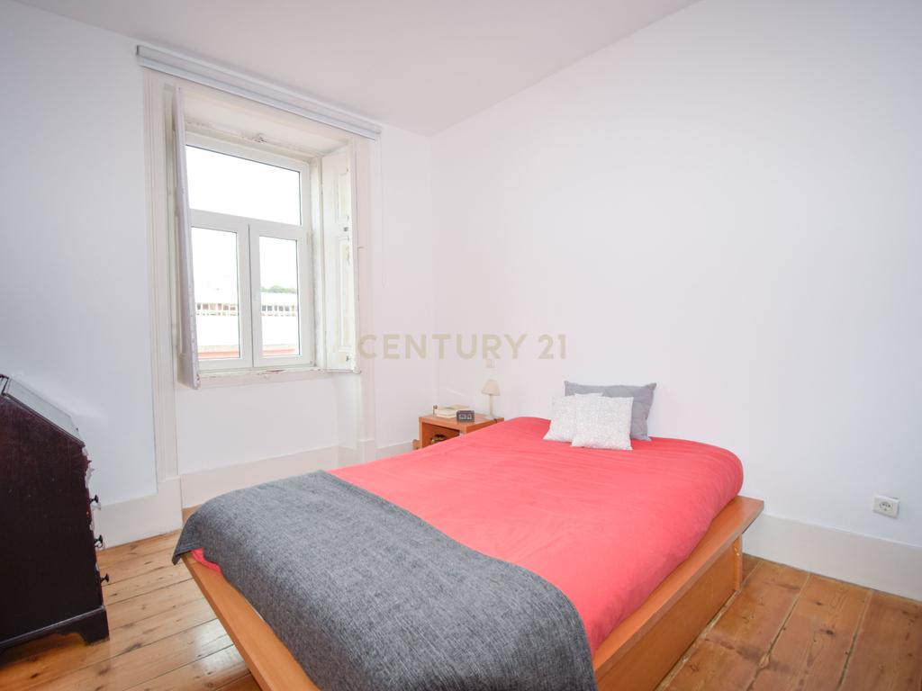 Apartamento T5 em Arroios: mais espaço, mais conforto e mais Família! - Image 47