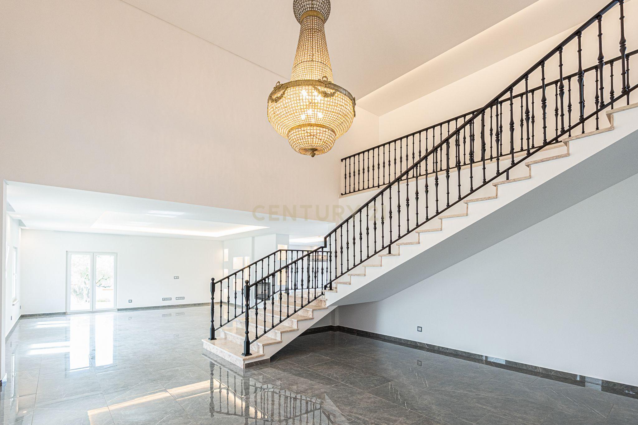 Fotografia 6 de Moradia T6 de Luxo - 924 m² - Piscina -  São Pedro da Cadeira - Nova