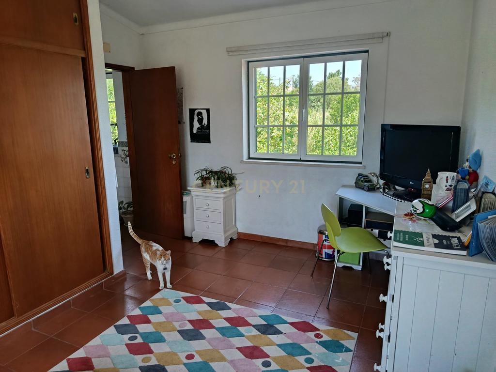 Casa Isolada em Sampaio-Sesimbra, Setúbal com Piscina e Vista Panorâmica - Image 33