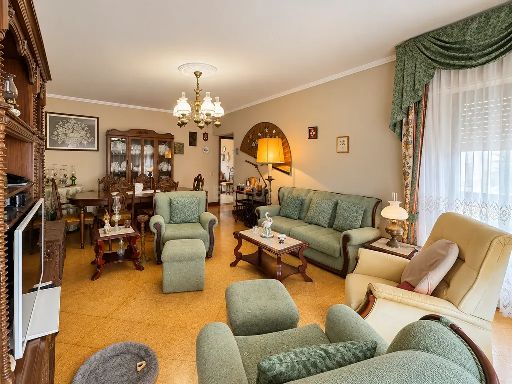 Apartamento T3 com Vista Mar em Rosto do Cão, Ponta Delgada - Image 17