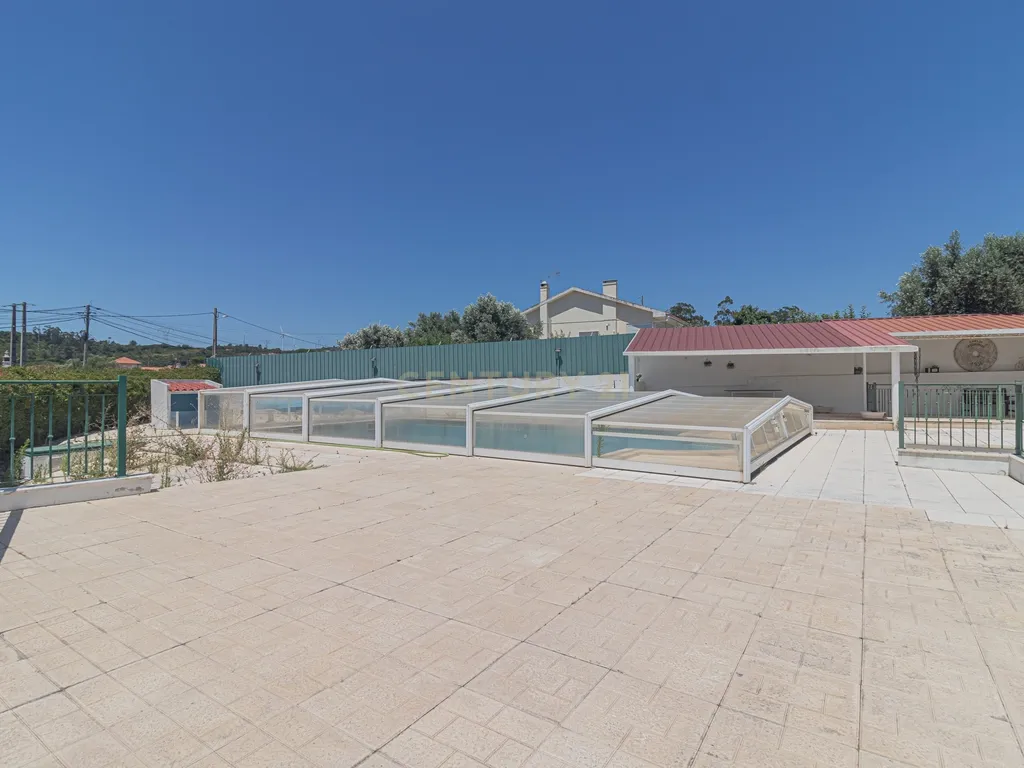Moradia T4 em Vila Nova - Bucelas - Image 54
