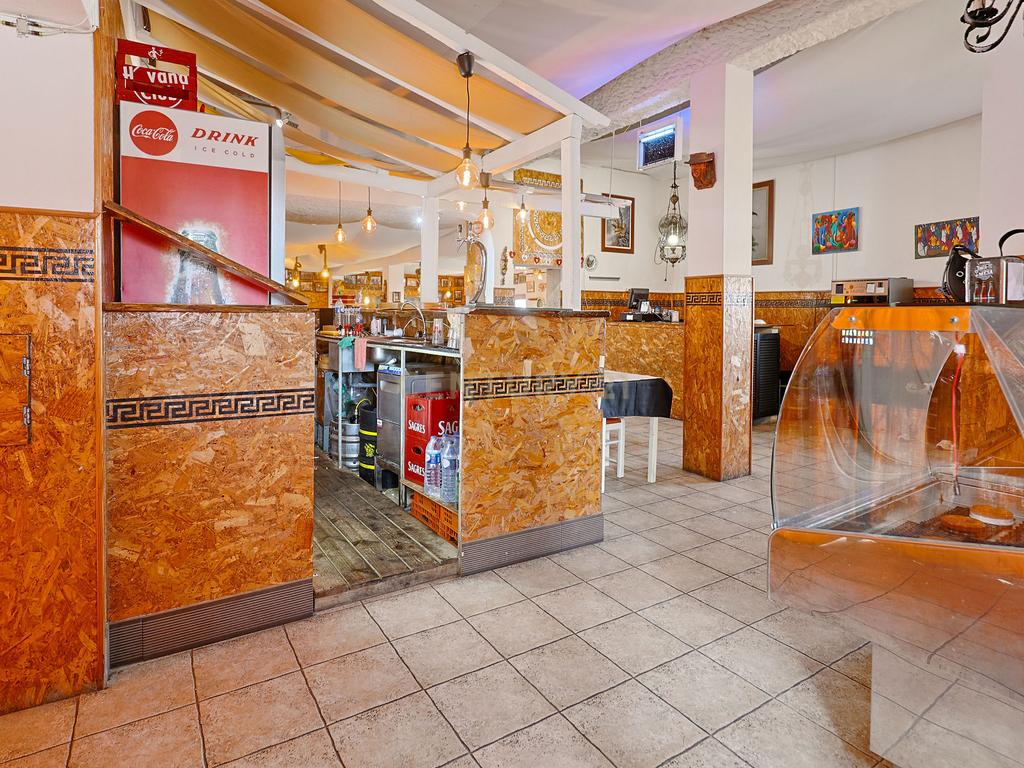 Espaço Comercial em Charneca de Caparica, Almada - Image 2