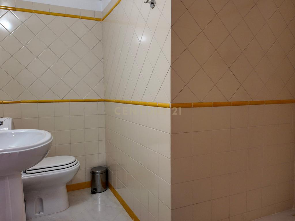 Moradia T4 em Azeitao num condominio privado  - Image 64