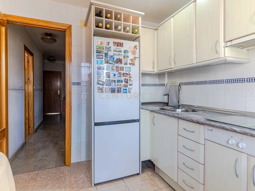 Casa em Cúllar Vega, Granada - Oportunidade Quase Nova - Image 16