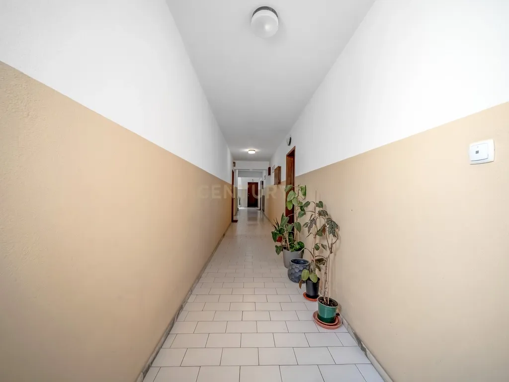 Apartamento T3 de 95m2 no Centro de Alcantarilha - Image 21
