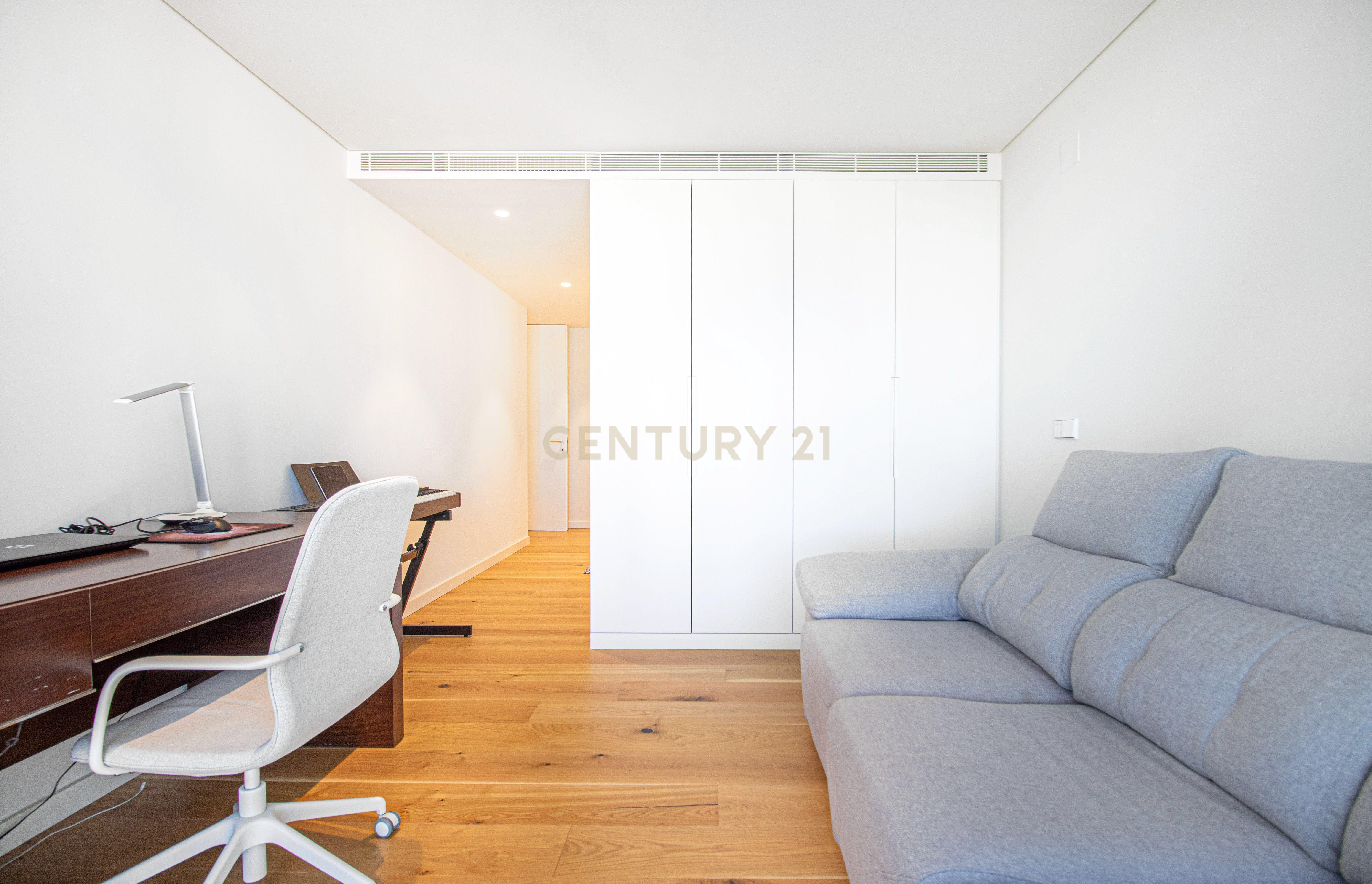 Apartamento T2 no Infinity em Campolide - Image 17