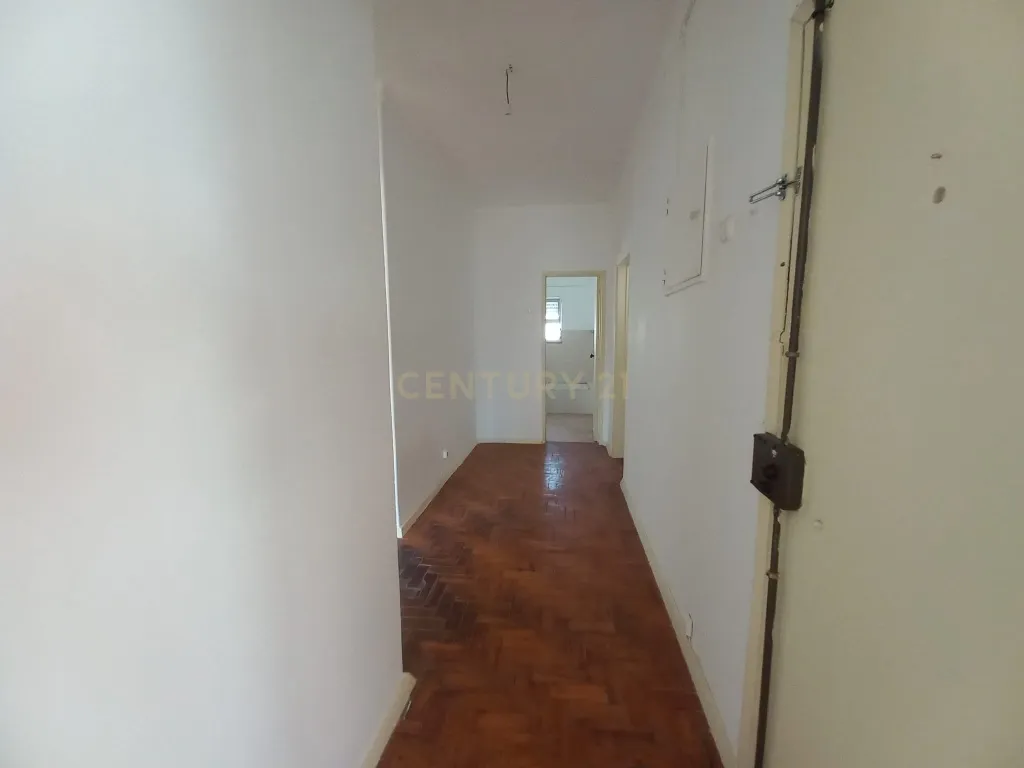 T2 em Alto do Seixalinho, Barreiro - Image 18