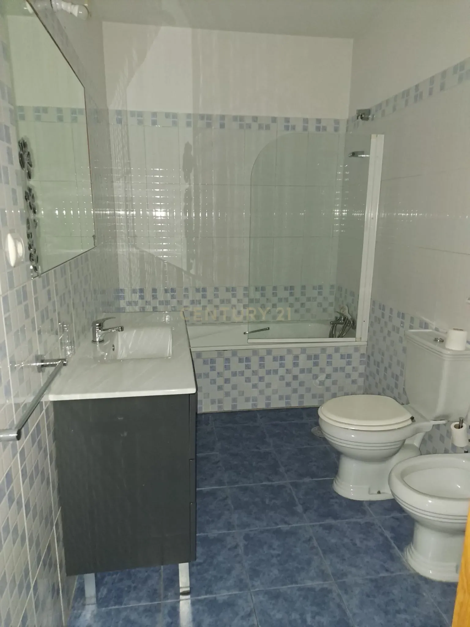 Fotografia 5 de T2 com 121 m² | Suíte | Garagem | Junto à Casa da Música