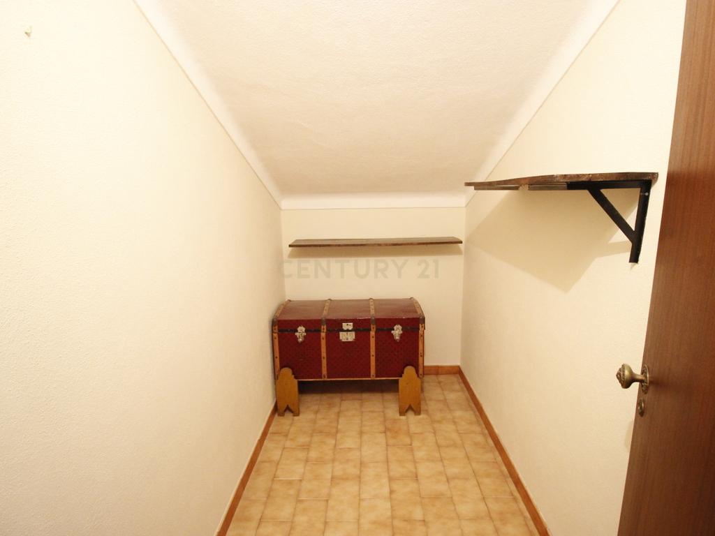 Casa Renovada com 3 Quartos e Garagem em Vendas Novas para arrendamento - Image 22