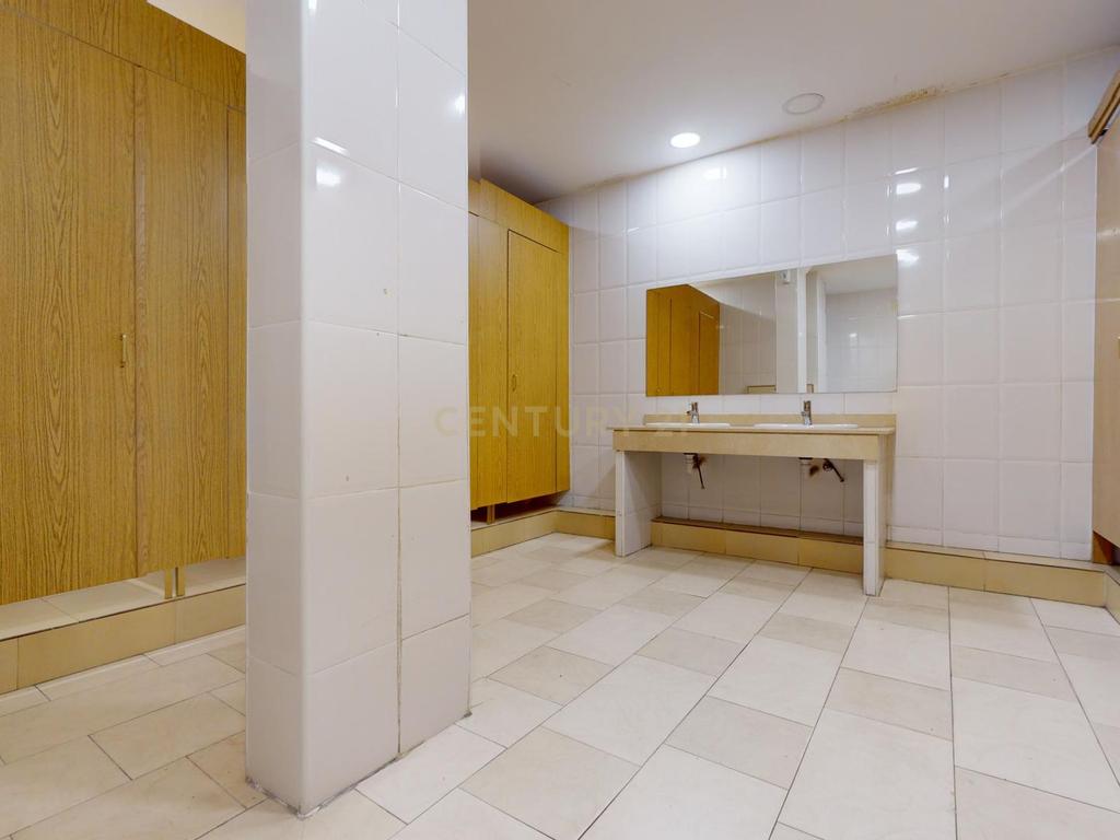 undefined - Image 45