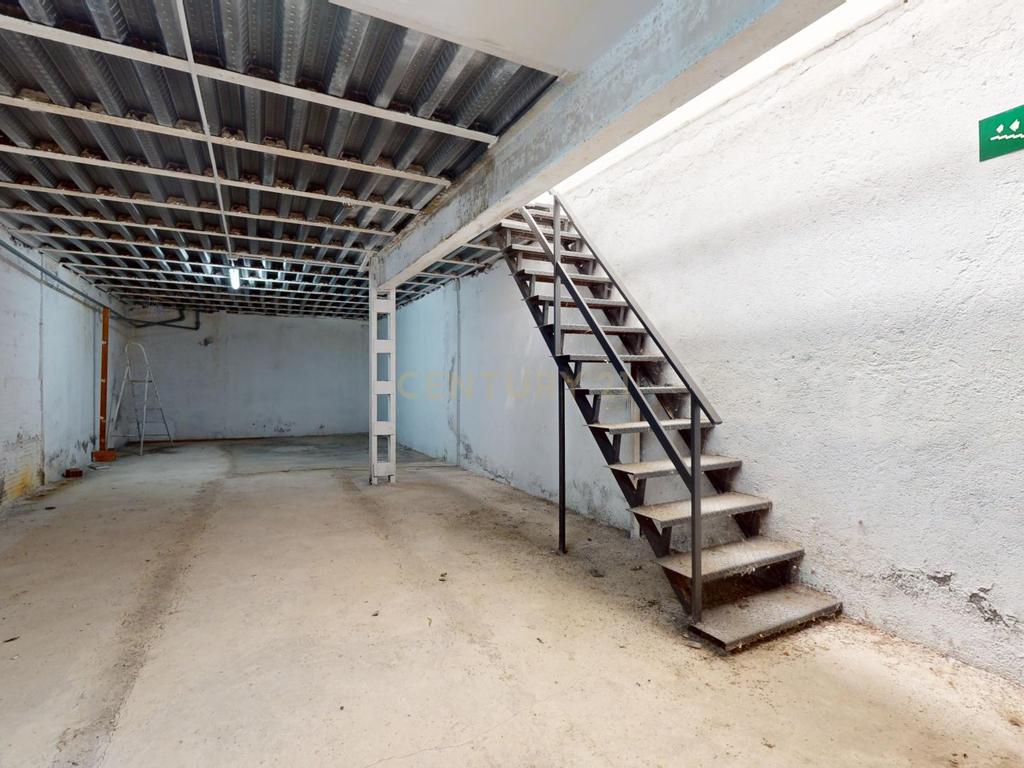undefined - Image 60