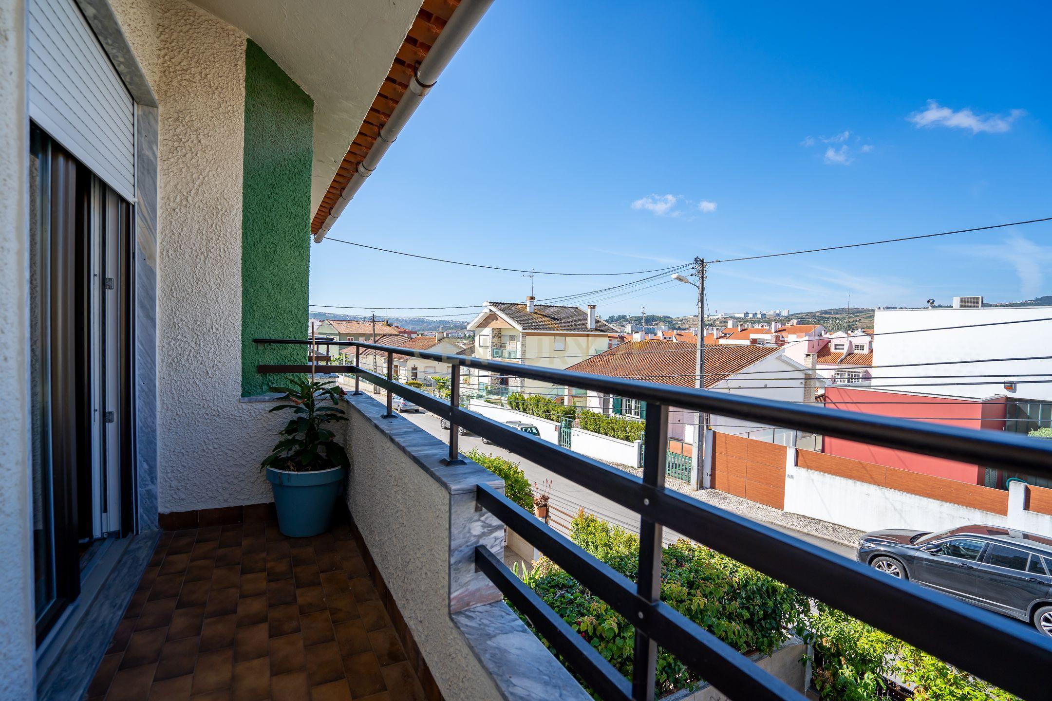 Moradia T3 Loures - Image 31
