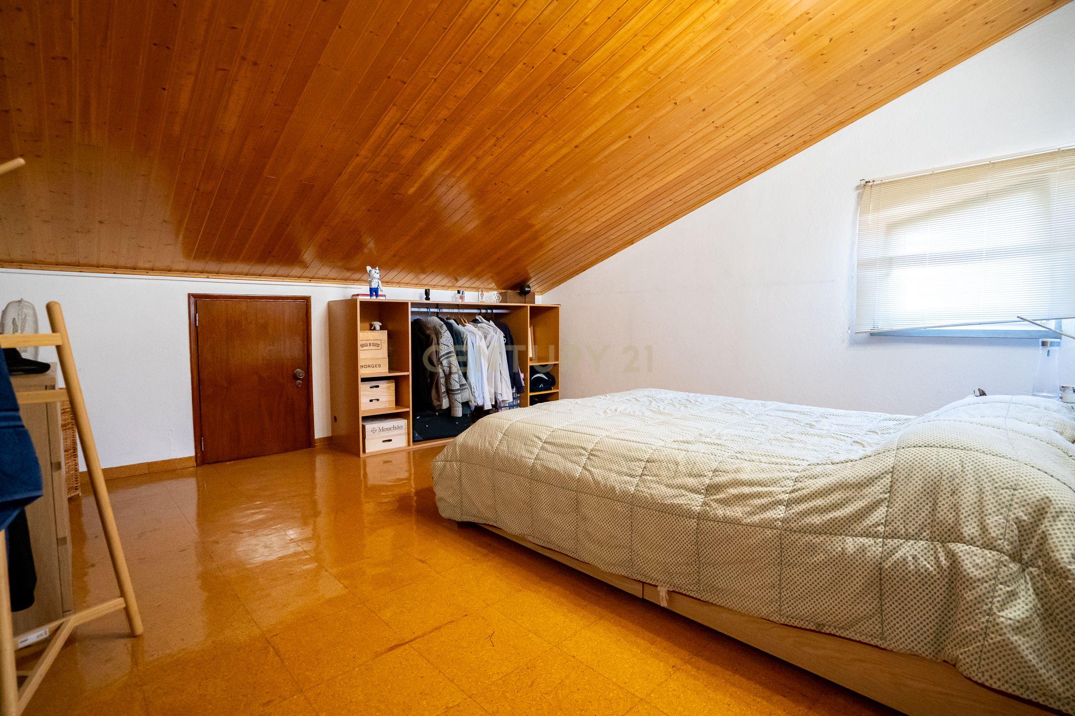 Moradia T3 Loures - Image 35
