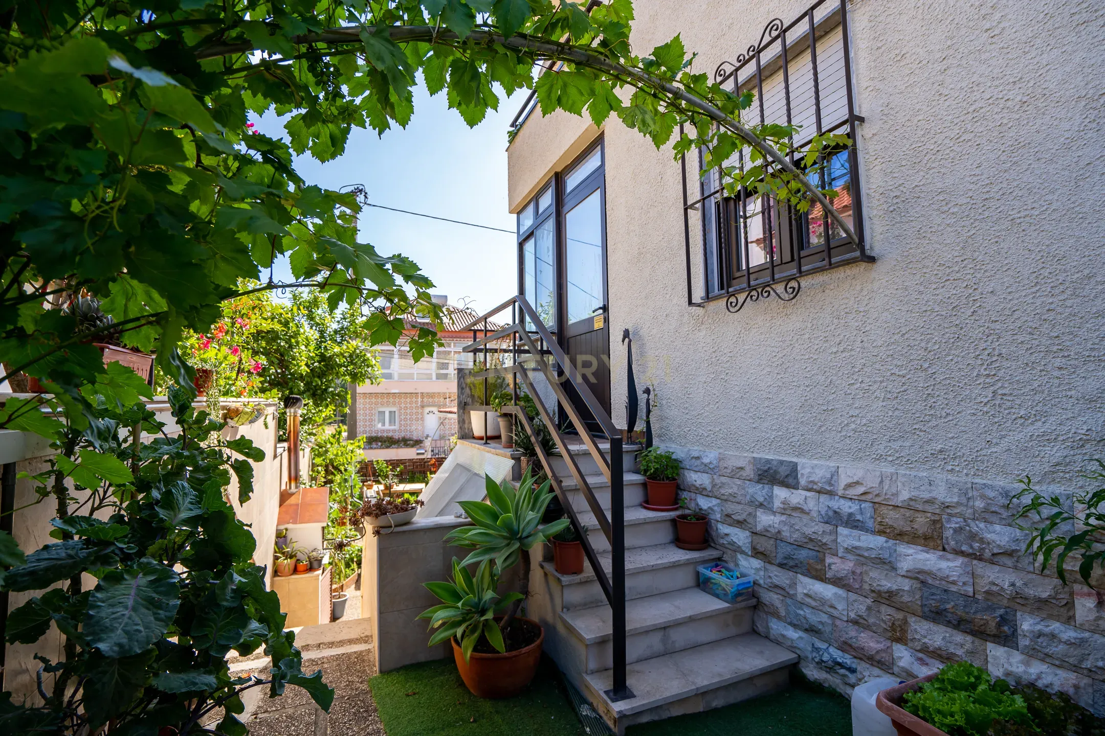 Moradia T3 Loures - Image 48