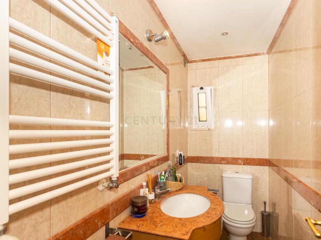 Apartamento T3 com varanda e parqueamento  I  Torres Vedras - Image 27