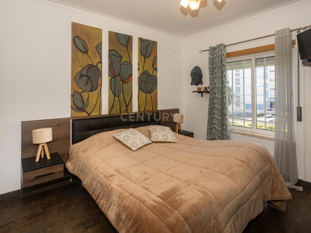Apartamento T3 com varanda e parqueamento  I  Torres Vedras - Image 6