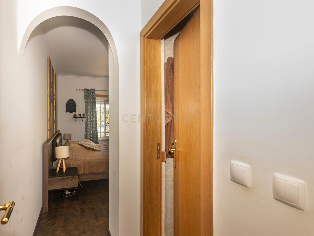 Apartamento T3 com varanda e parqueamento  I  Torres Vedras - Image 29