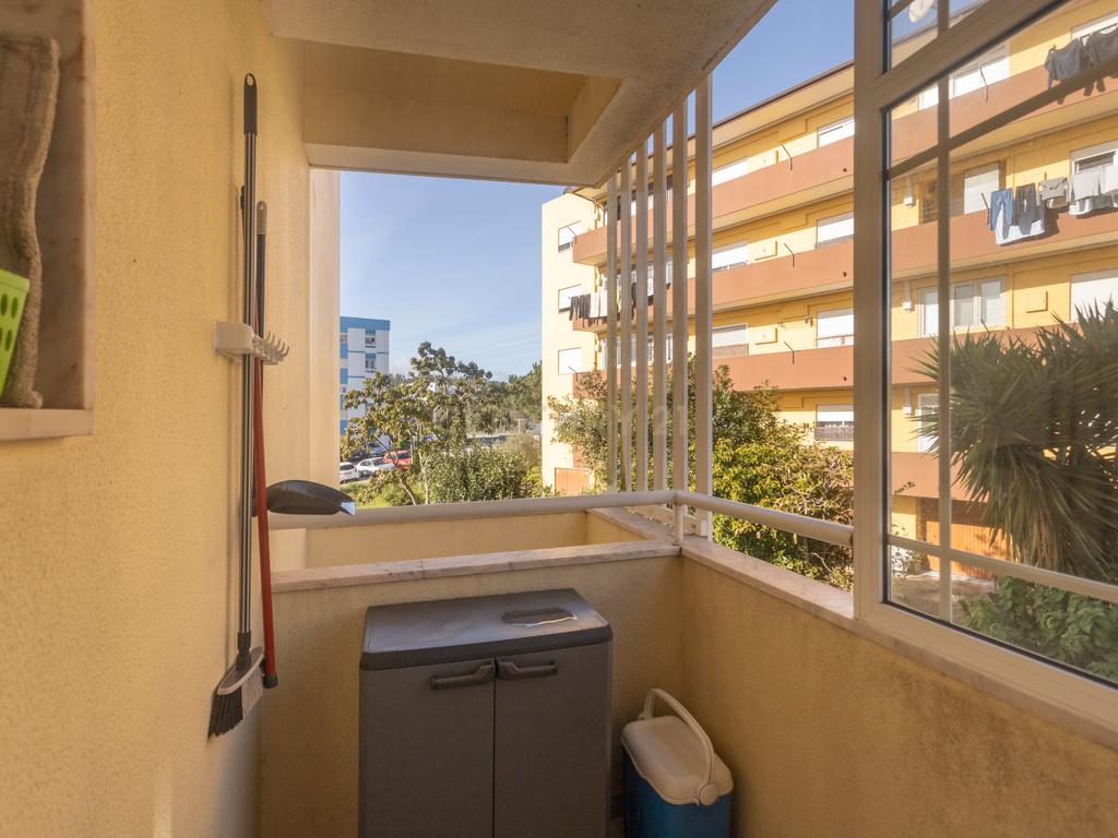 Apartamento T3 com varanda e parqueamento  I  Torres Vedras - Image 30