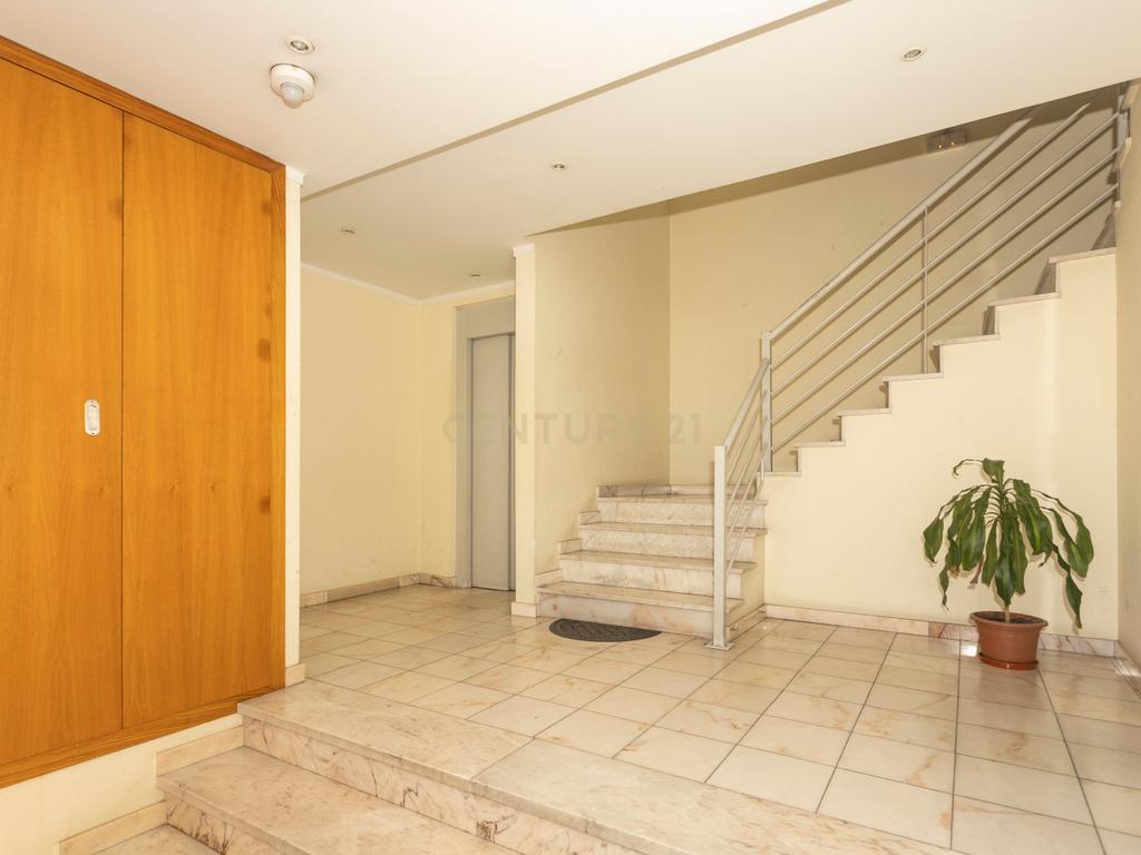 Apartamento T3 com varanda e parqueamento  I  Torres Vedras - Image 37