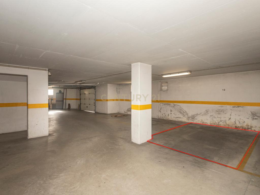 Apartamento T3 com varanda e parqueamento  I  Torres Vedras - Image 44