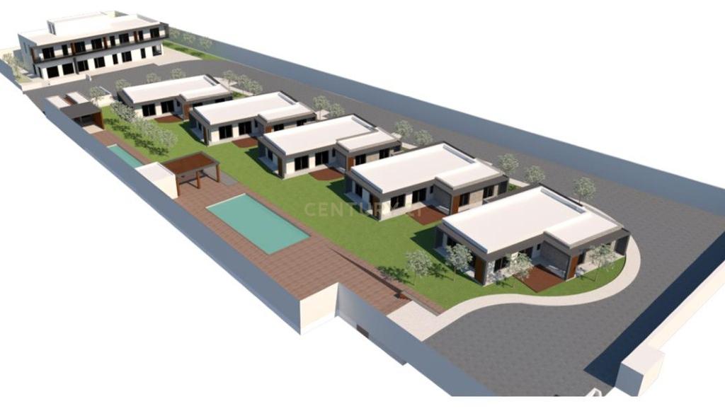 Terreno na Quinta do Anjo com Projeto Inovador para Condomínio Privado - Image 1