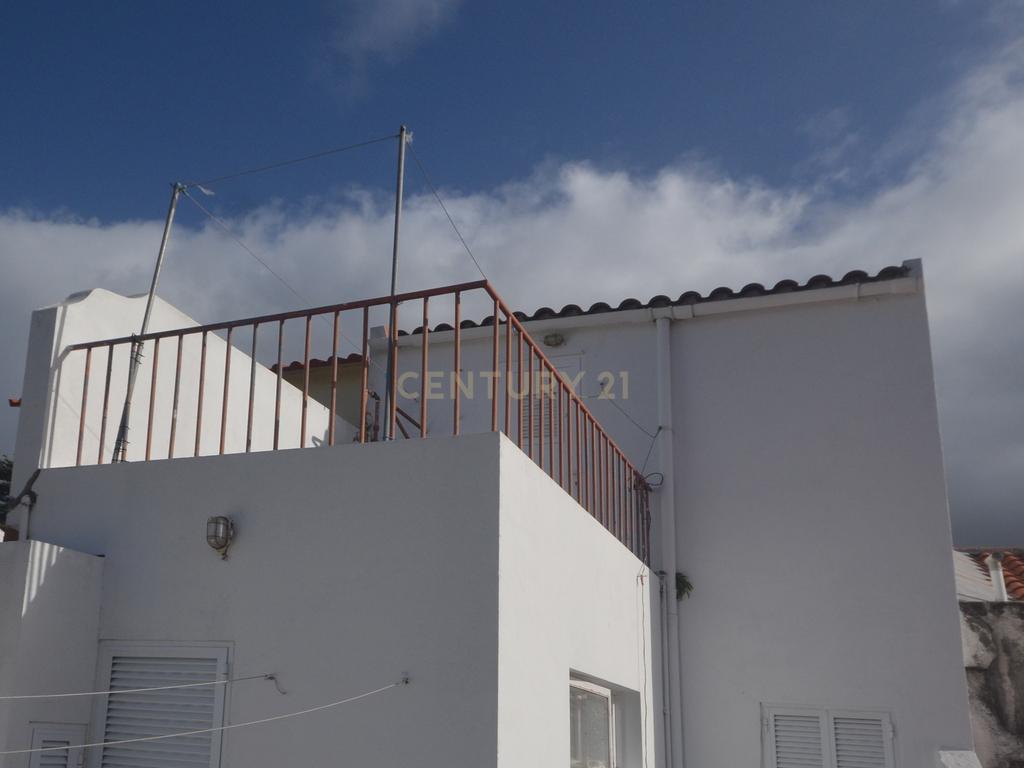 Casa na Rua Coronel Chaves em Ponta Delgada - Image 25