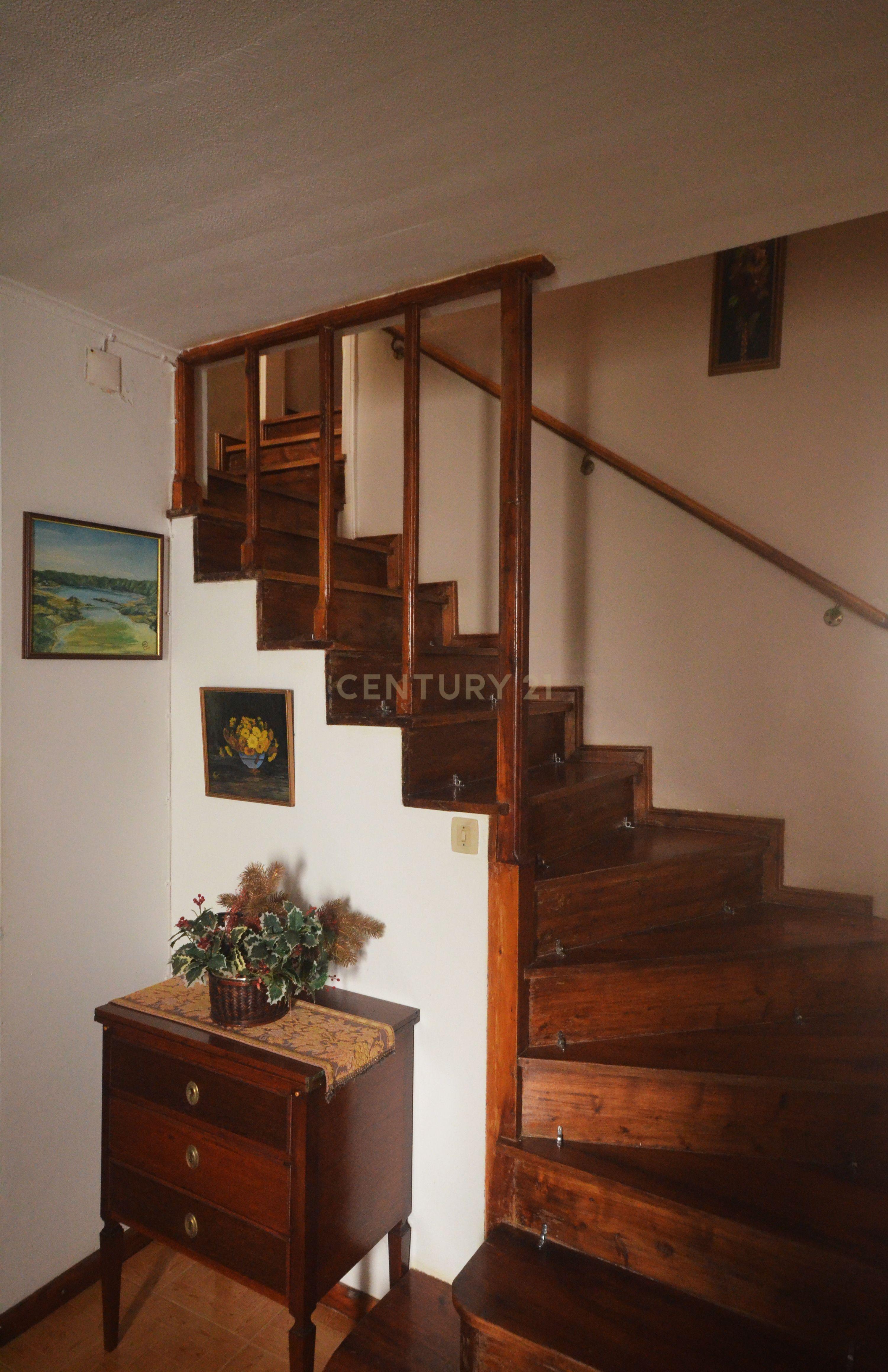 Casa na Rua Coronel Chaves em Ponta Delgada - Image 12