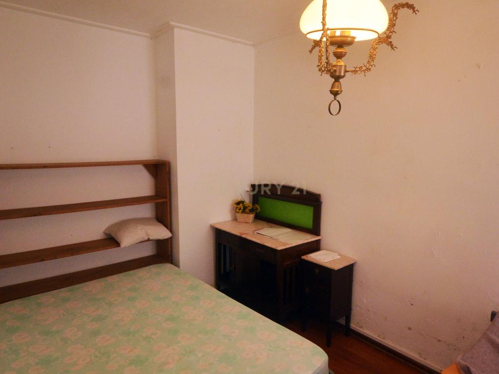 Casa na Rua Coronel Chaves em Ponta Delgada - Image 11