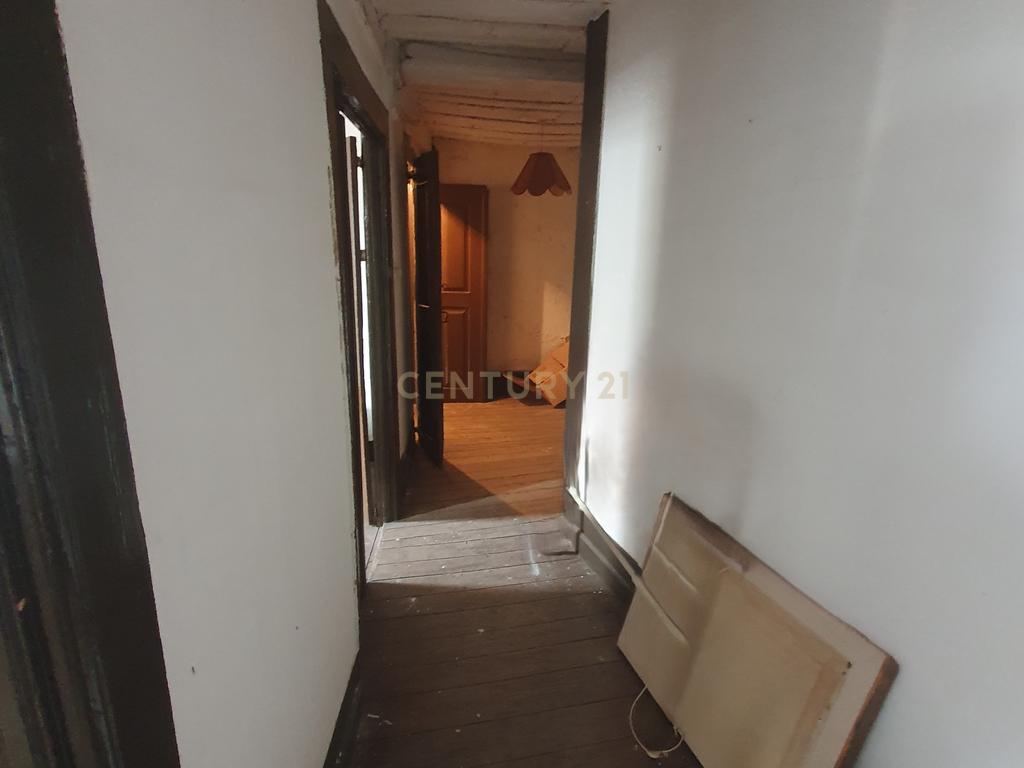 Oportunidade de Investimento na Guarda! Edificio 4 andares   - Image 28