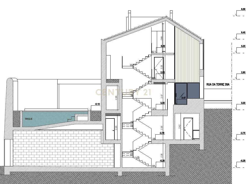 Moradia Loft com 4 suites, Piscina e Jardim - Projecto aprovado - Image 11