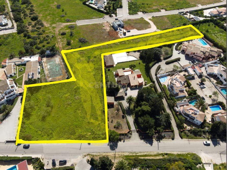 Land for sale in Lagos, Portugal — €2,200,000