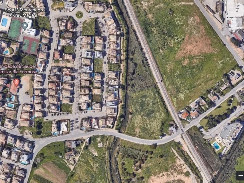Lote para construção de moradia na Urbanização Encosta da Ria no Montenegro - Image 15