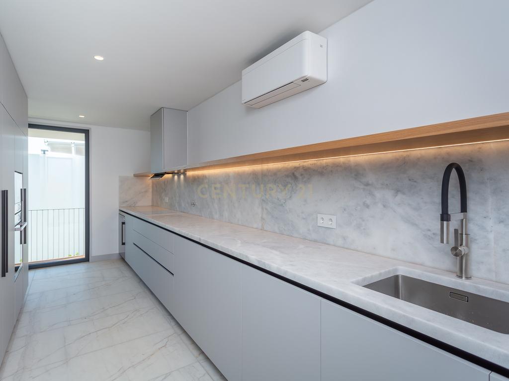 Moradia Construção Nova T3 + 2 com acabamentos Premium - Image 19