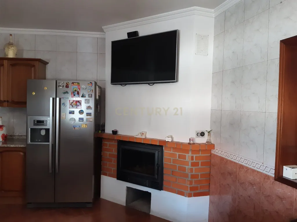 🏡 Moradia V3 em Vilar de Nantes, Chaves – O Refúgio Ideal para a Sua Família! - Image 5