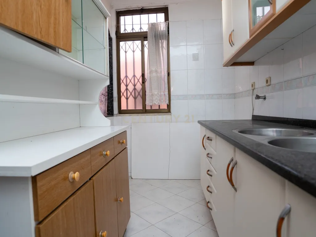 Prédio para Venda na Brandoa – Propriedade Total – Excelente Oportunidade de Investimento - Image 9