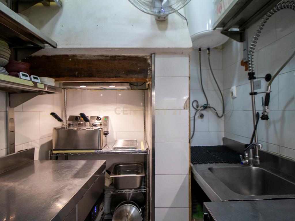 Trespasse de Restaurante no Bairro Alto - Image 15