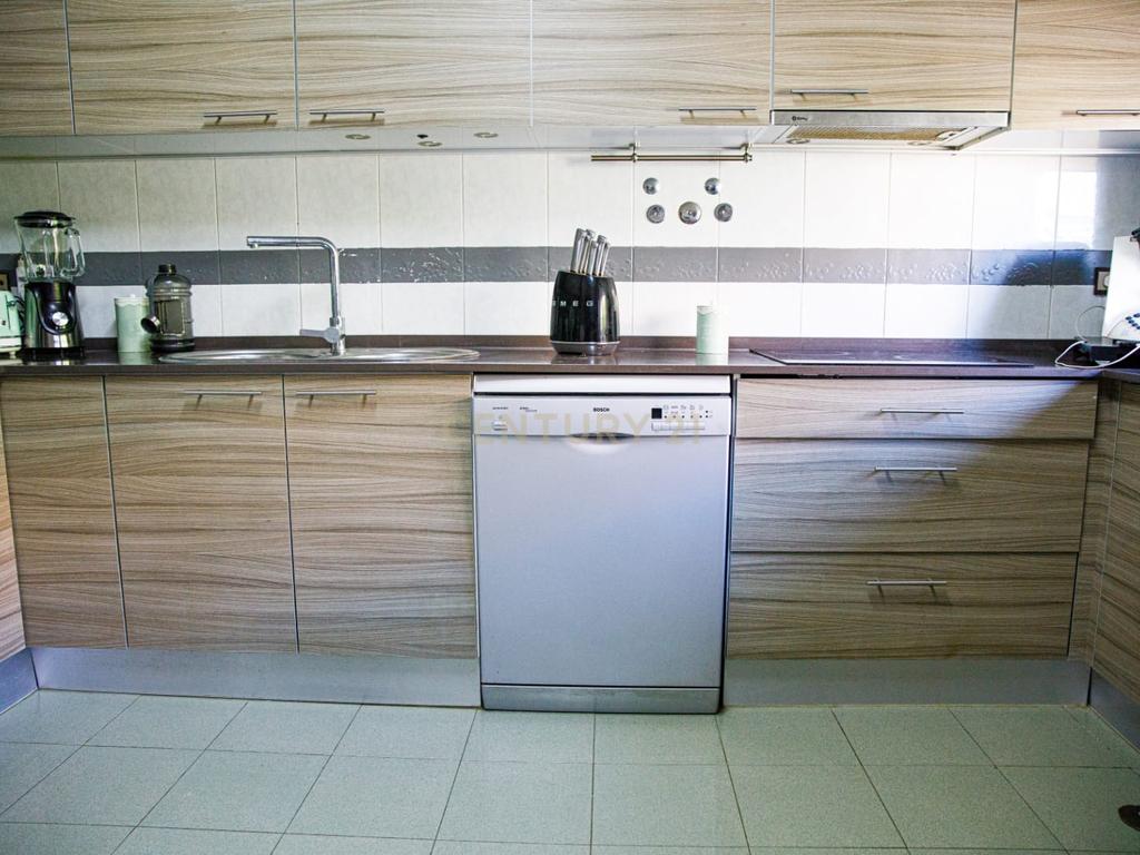 MORADIA T5 Odivelas,No Trigache - Image 11