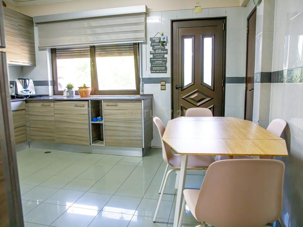 MORADIA T5 Odivelas,No Trigache - Image 12