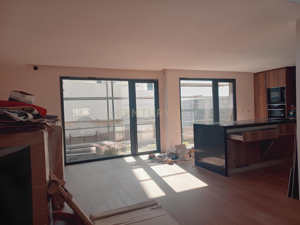 Moradia T3 na Quinta da Peça - Loures - Image 4