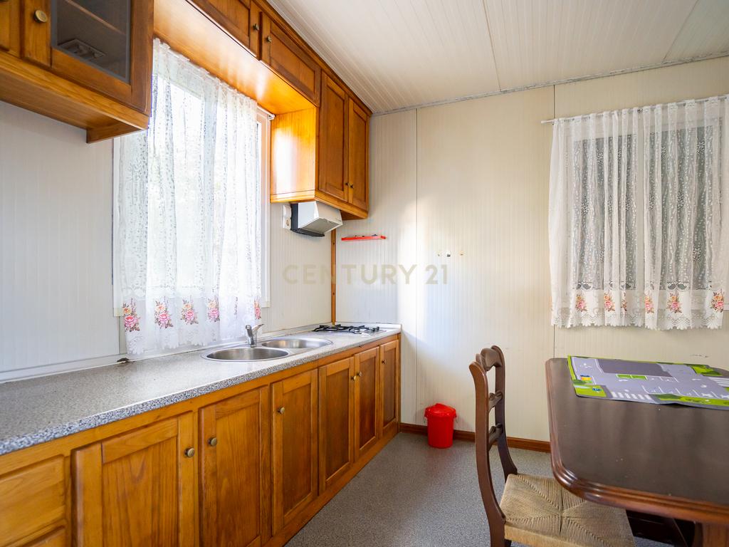 MORADIA de 3 ANDARES, ARMAZÉM-LOJA-HABITAÇÃO - Image 26