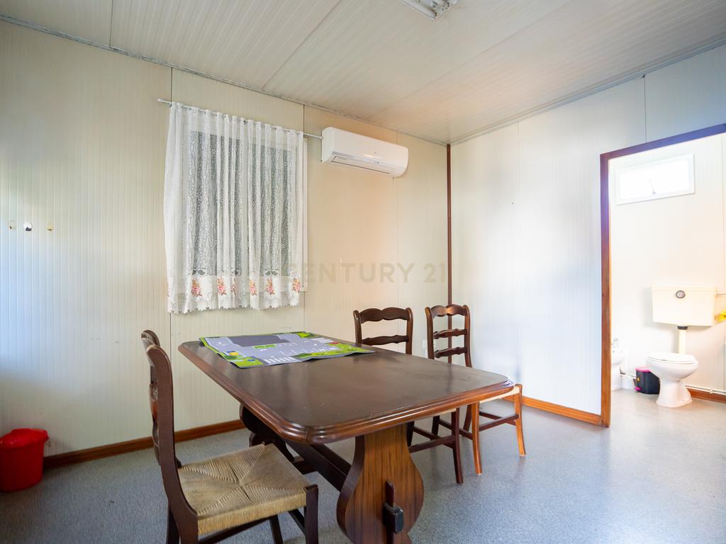 MORADIA de 3 ANDARES, ARMAZÉM-LOJA-HABITAÇÃO - Image 25