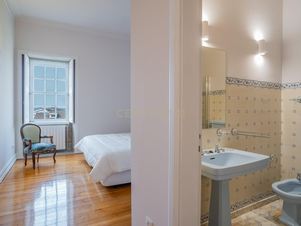 Casa Senhorial com 975 m2 em Amares, Braga - Image 16