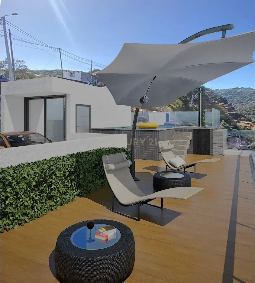 Luxuosa Moradia Isolada com Piscina em Santa Cruz, Madeira - Image 17