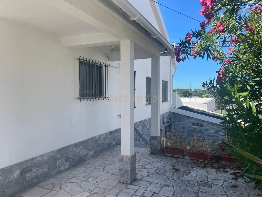 Moradia Independente Quintinhas - Lote 453m2 - Image 3