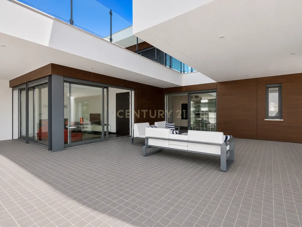 Moradia T4 - Linha de Mar - Lourinhã - Image 9