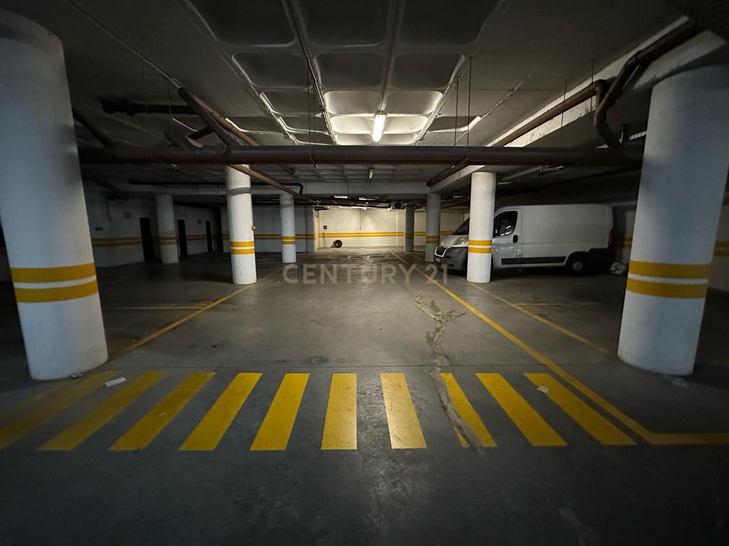 ESTACIONAMENTOS DUPLOS NO PARQUE RESIDENCIAL DO ALMIRANTE EM LOURES - Image 4