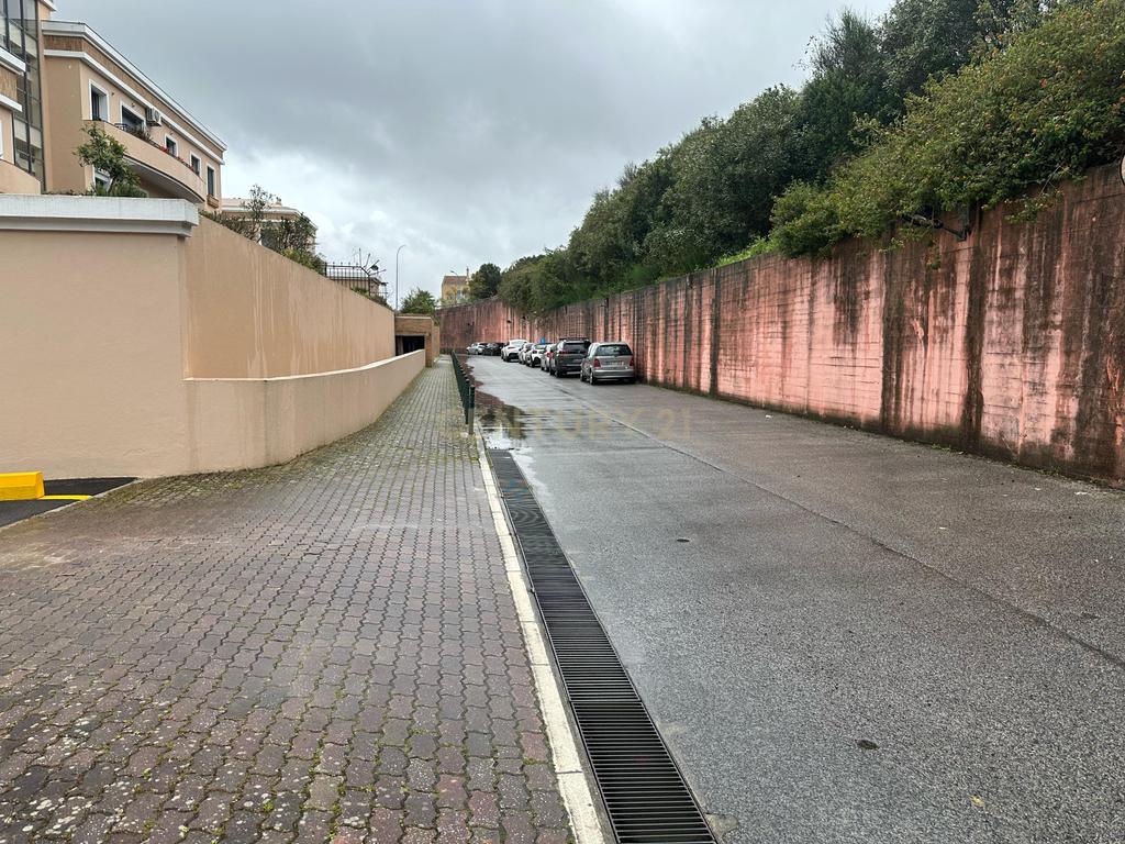 ESTACIONAMENTOS DUPLOS NO PARQUE RESIDENCIAL DO ALMIRANTE EM LOURES - Image 18